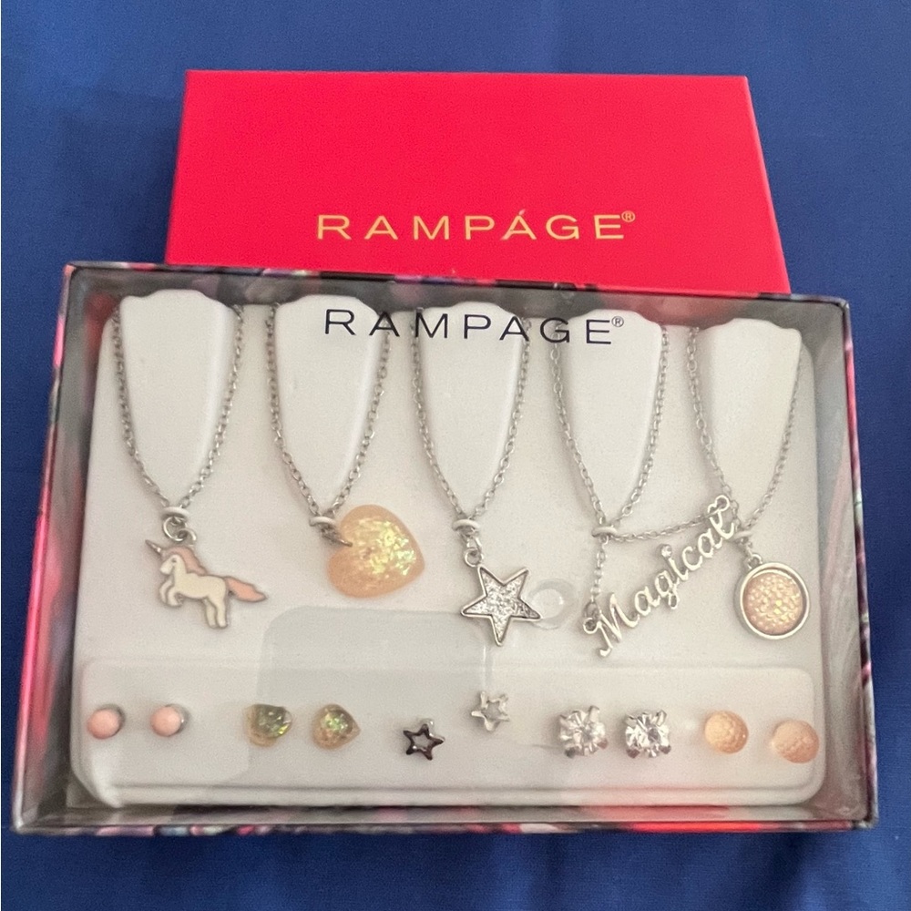 Rampage Gift Box - Picture 2 of 2
